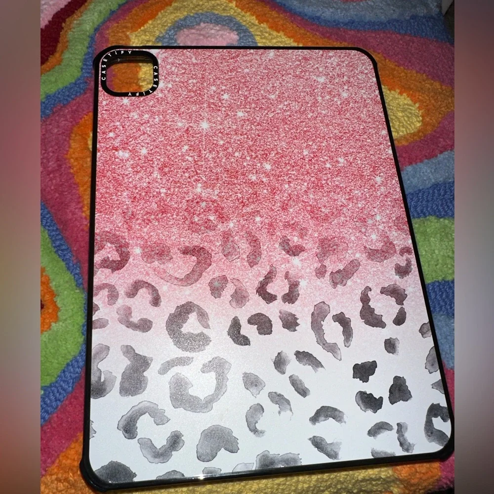 Apple iPad 10.9-inch CASETiFY cover